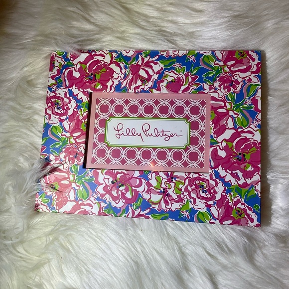 Lilly Pulitzer Other - Lilly Pulitzer frame